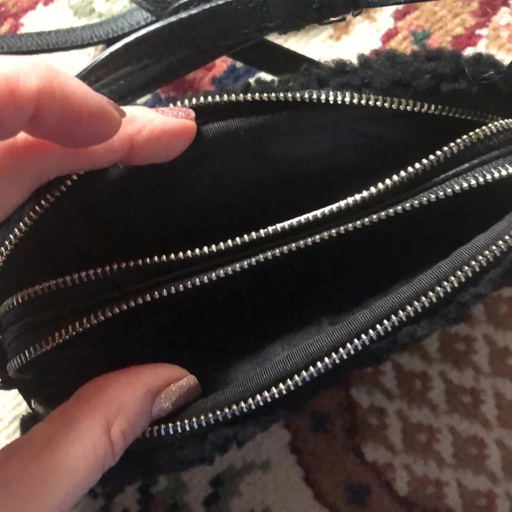 Coach mini purse - Picture 3 of 13